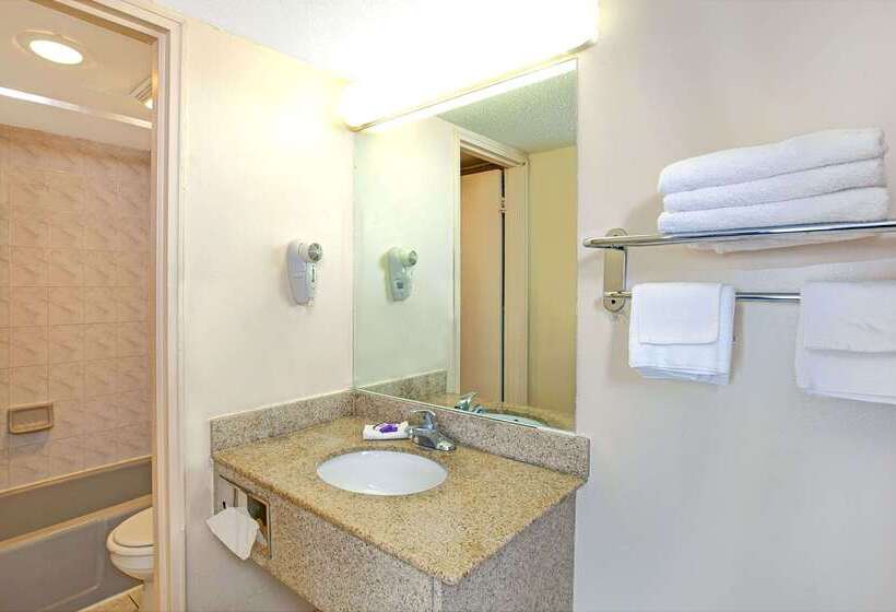 モーテル Knights Inn South Hackensack