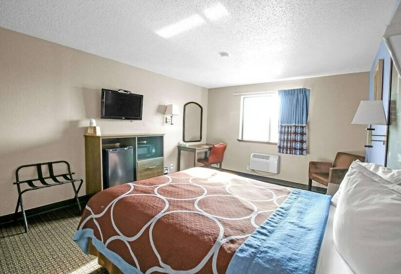 汽车旅馆  Super 8 By Wyndham Kenosha/pleasant Prairie