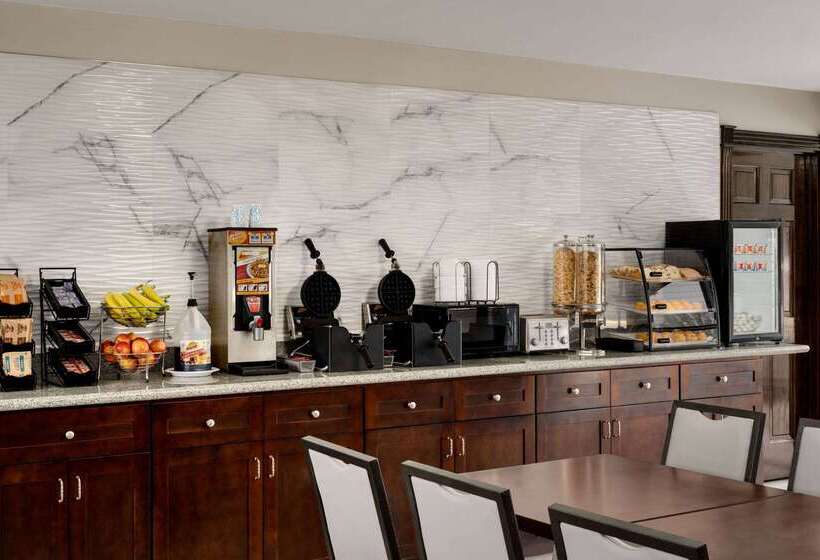 مُتل Super 8 By Wyndham Ocean Springs Biloxi