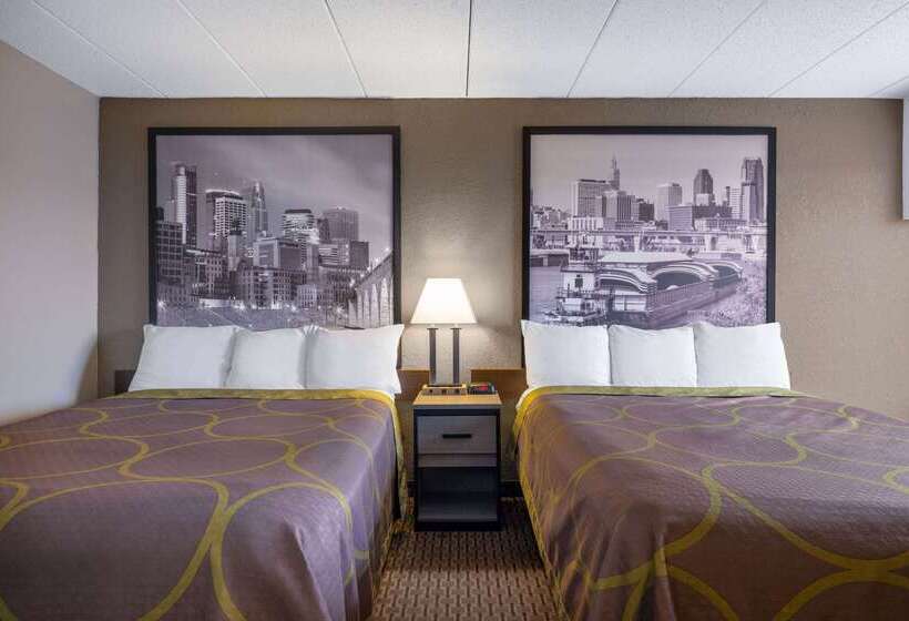 모텔 Super 8 By Wyndham Owatonna
