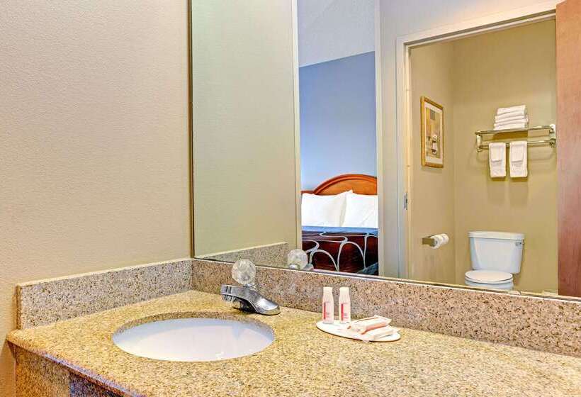 מוטל Super 8 By Wyndham Smithfield Selma