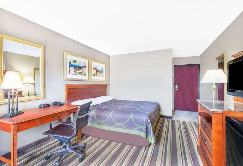 فندق على الطريق Super 8 By Wyndham Tilton/lake Winnipesaukee