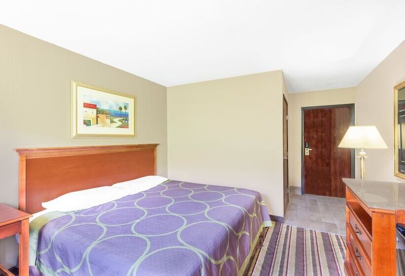 فندق على الطريق Super 8 By Wyndham Tilton/lake Winnipesaukee