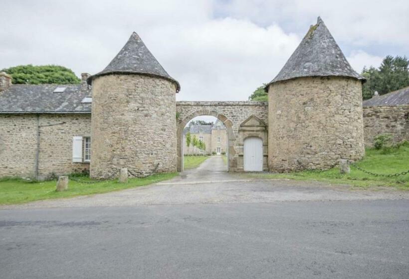 Bed and Breakfast Château De Cadouzan