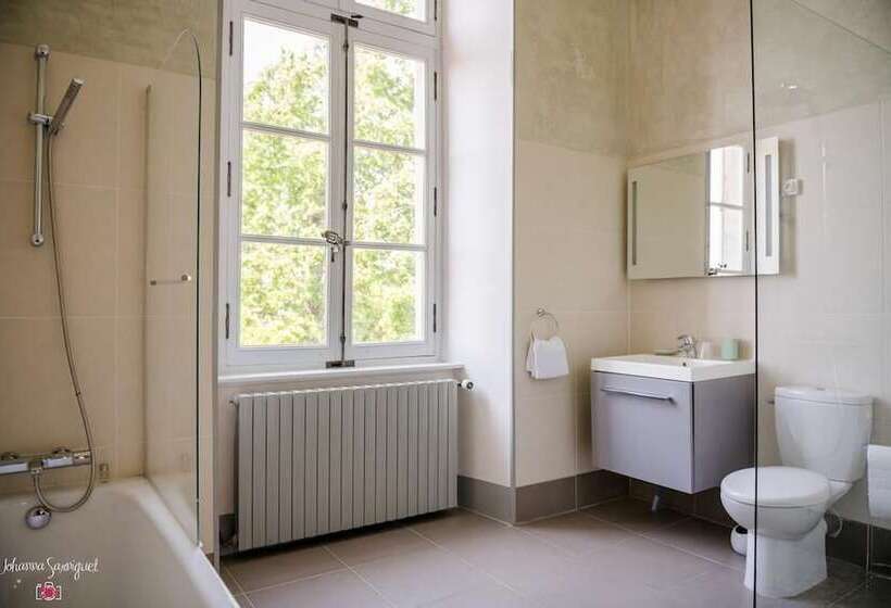 ベッドアンドブレックファースト Château De L Hers