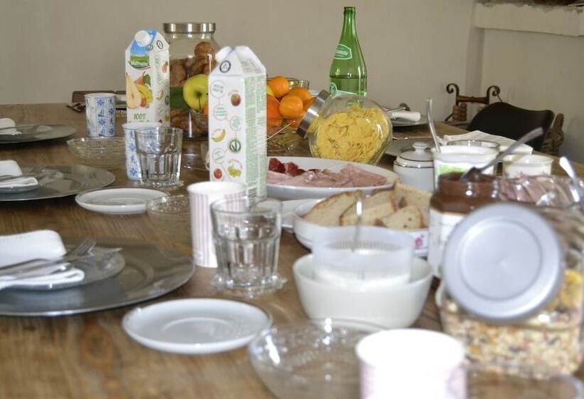 مبيت وإفطار Palazzo L Ambasciatore  Luxury Holiday Home Con Piscina Privata