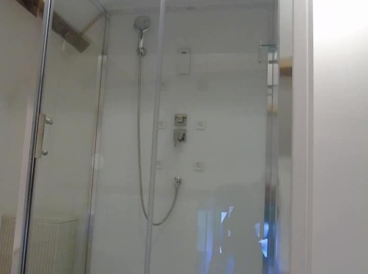 צימר Puy Larousse Farmhouse