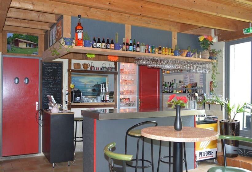 酒店 Camping Le Petit Lion   Lodges Bois