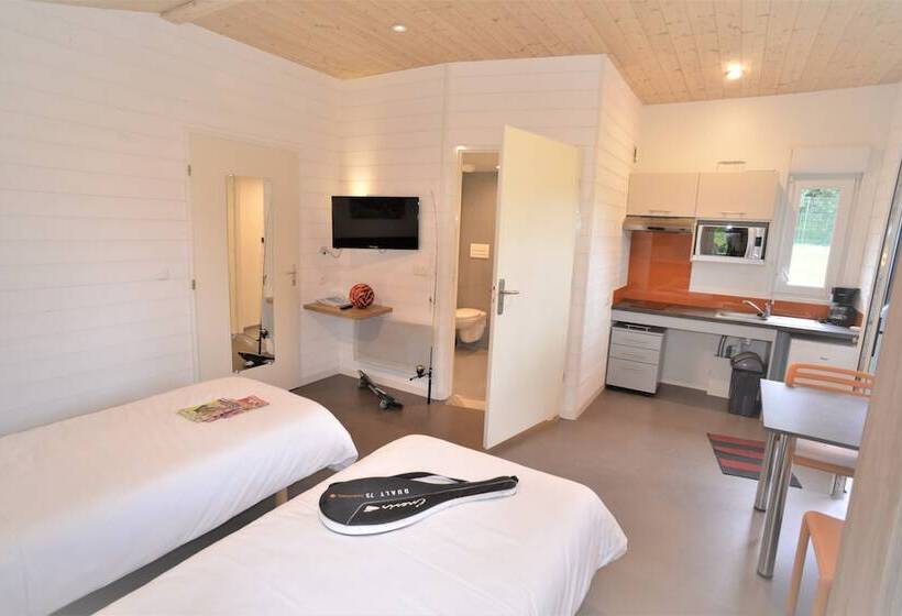 فندق Camping Le Val De Landrouet