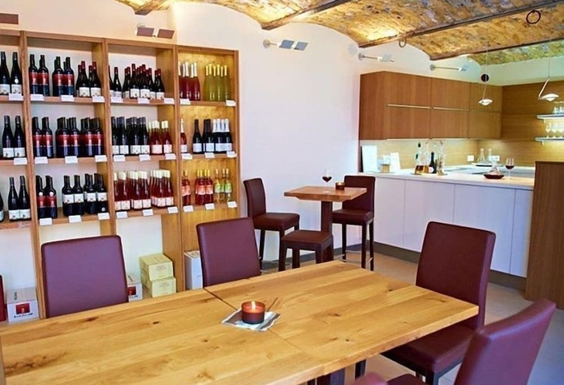 ホテル Gästehaus & Weingut Peth