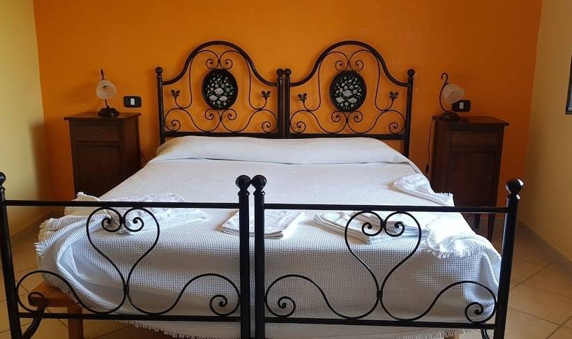 فندق ريفى Il Rifugio Longobardia Minorae