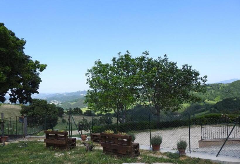 فندق ريفى La Fattoria Dei Sibillini