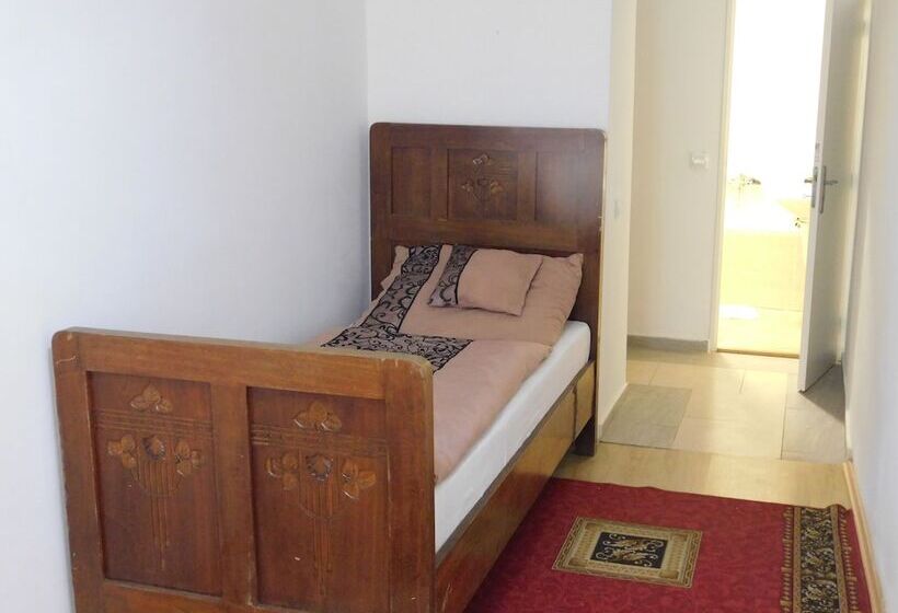 فندق Vila Arnau