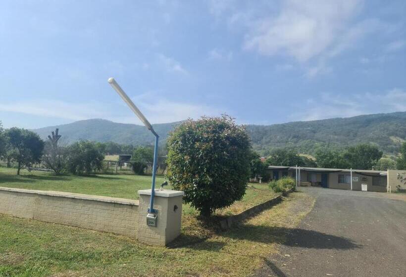 Valley View Motel