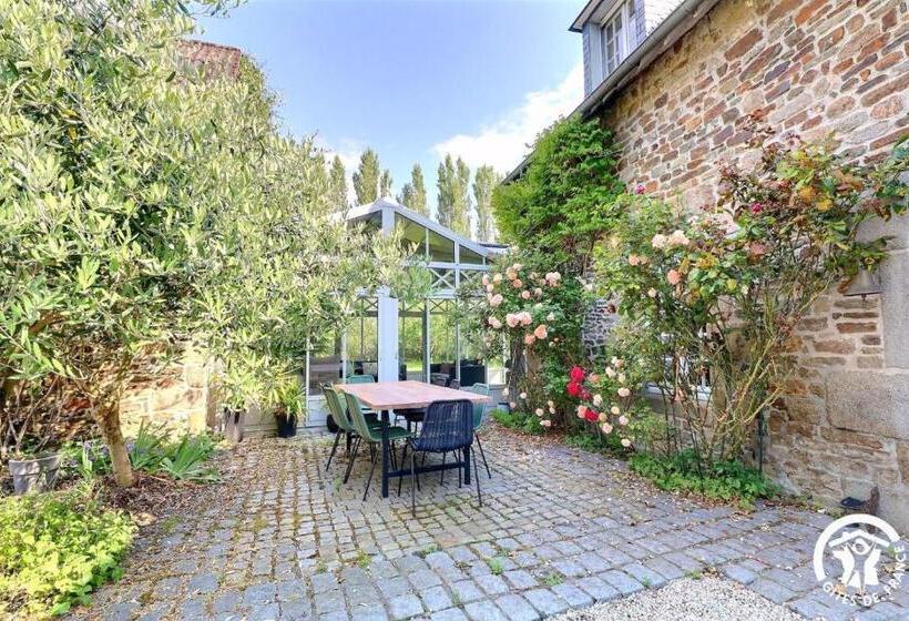 住宿加早餐  Manoir De Sevin
