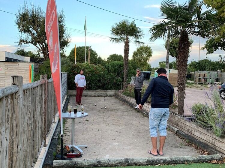 호텔 Team Holiday   Camping Du Petit Pont