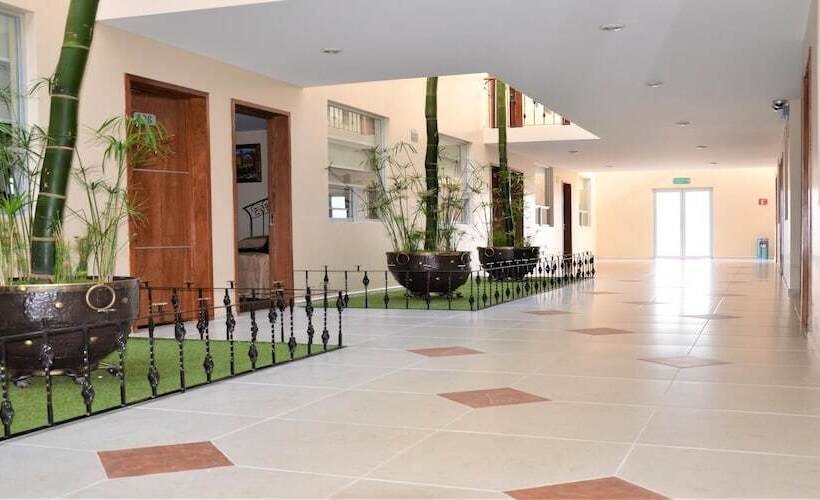 فندق Global Express Pachuca