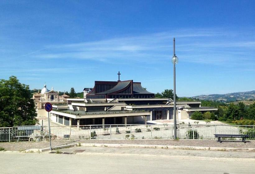 호텔 Pina Ristorante