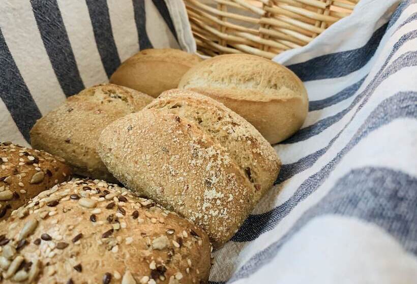 فندق Weingut Bugner Meizelhof