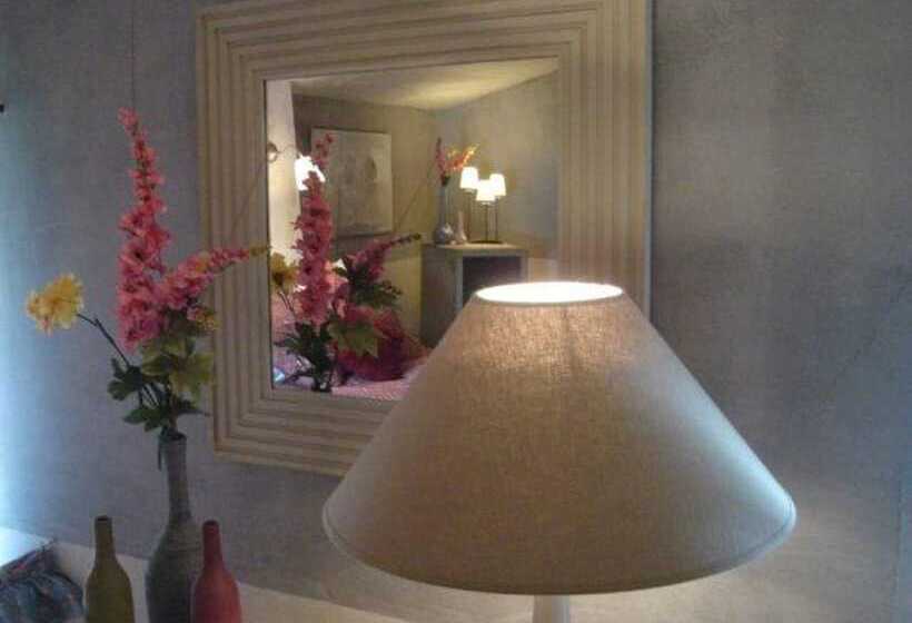 펜션 Clos De Venes Domaine Viticole