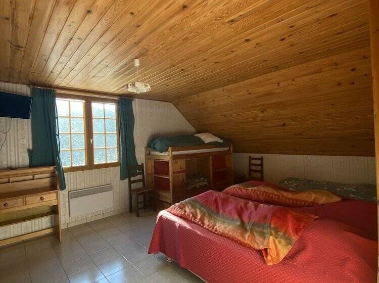 ペンション Ferme Auberge Le Cochon Du Madres