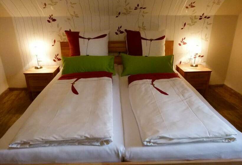 ペンション Gästehaus Spatzennest