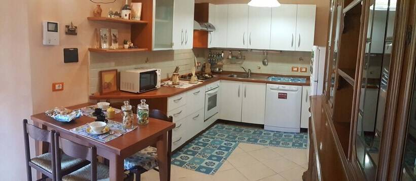 بنسيون La Sorgente