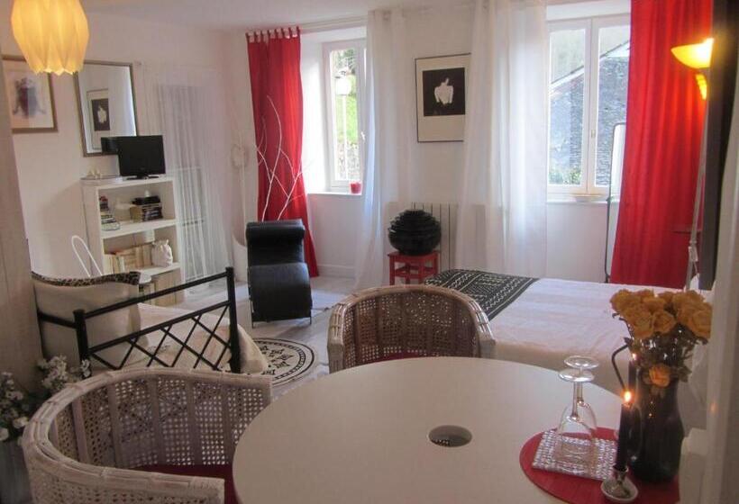 住宿加早餐  La Maison De Natasha