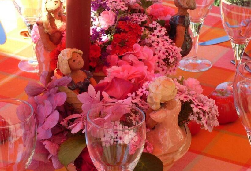 客栈  Auberge Saint Aubin
