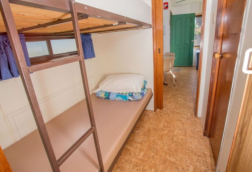 فندق Big4 Moruya Heads Easts Dolphin Beach Holiday Park