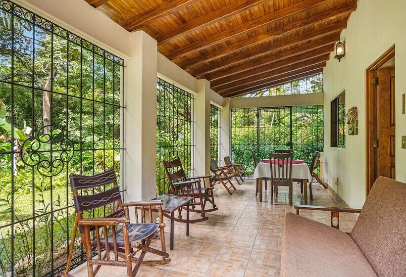 فندق Guacamaya Lodge