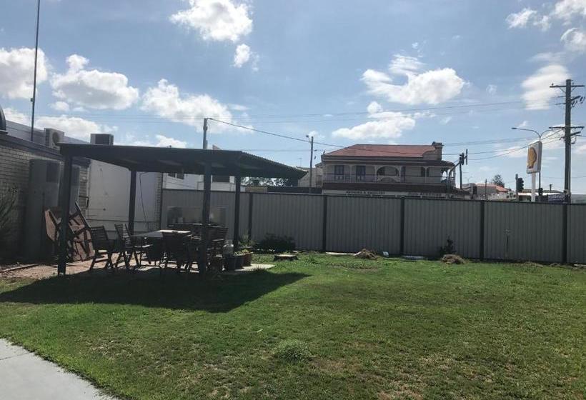 Nanango Star Motel