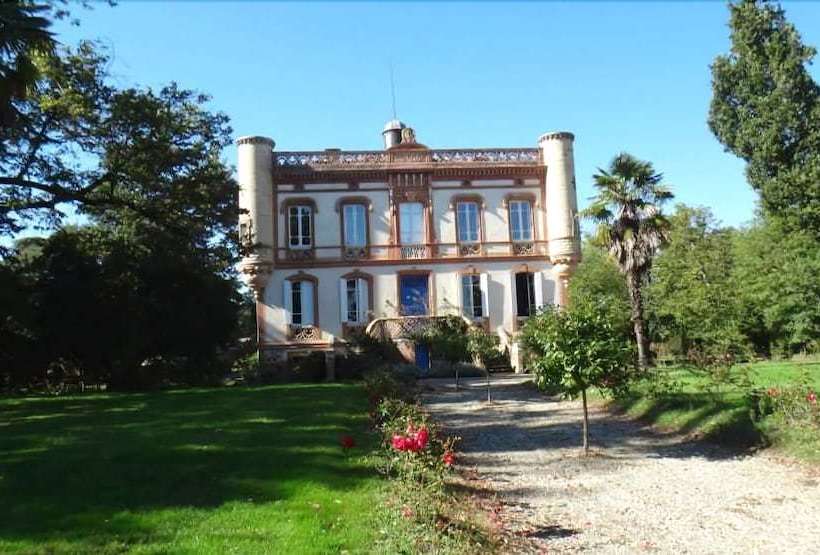 膳宿费 Château Lagaillarde