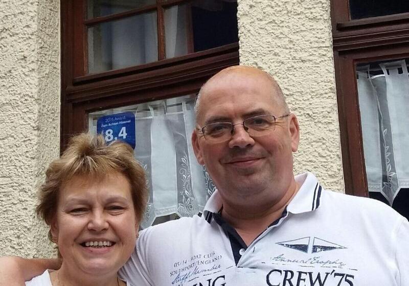 ペンション Zum Achten Himmel