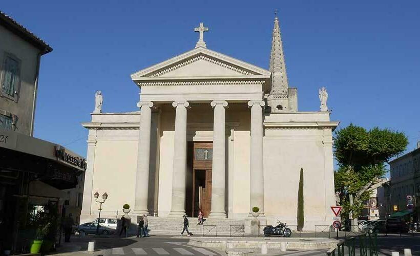 تختخواب و صبحانه Chambres D  Hôtes Les Ormes