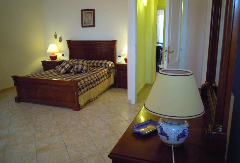 ベッドアンドブレックファースト Maruca S House. Cilento