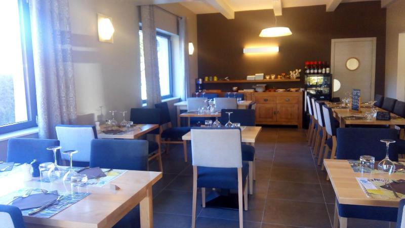 ホテル Auberge Du Chateau De Joux