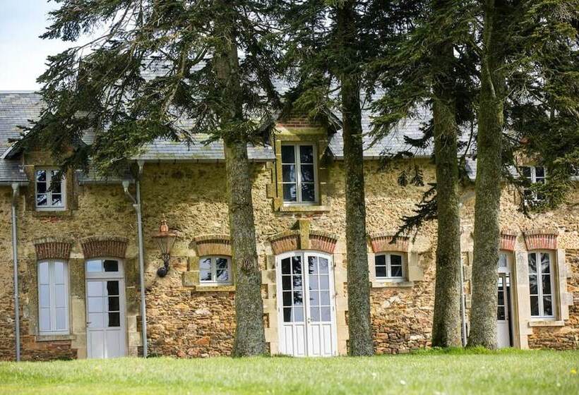 ホテル Chateau De La Goujonnerie