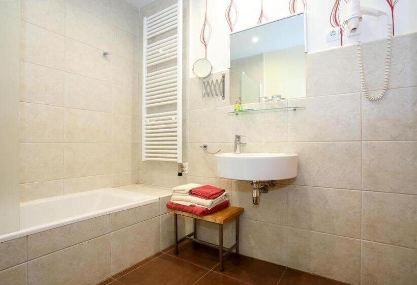 בית מלון כפרי El Lagar De La Navazuela