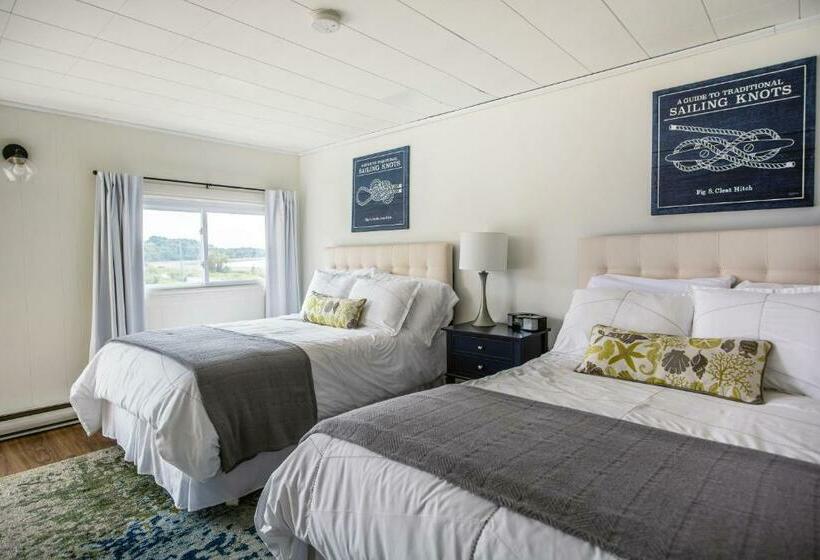 فندق Friars Bay Inn & Cottages
