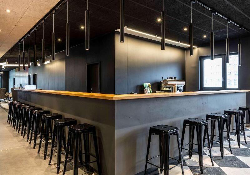 هتل Ibis Duesseldorf Airport