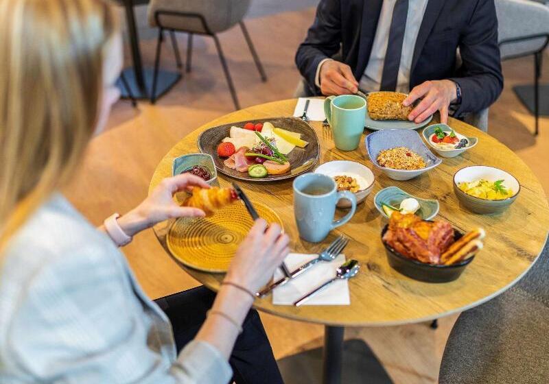 هتل Ibis Duesseldorf Airport