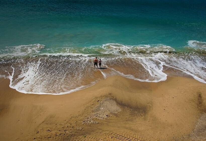 فندق Playa Montroig Camping Resort