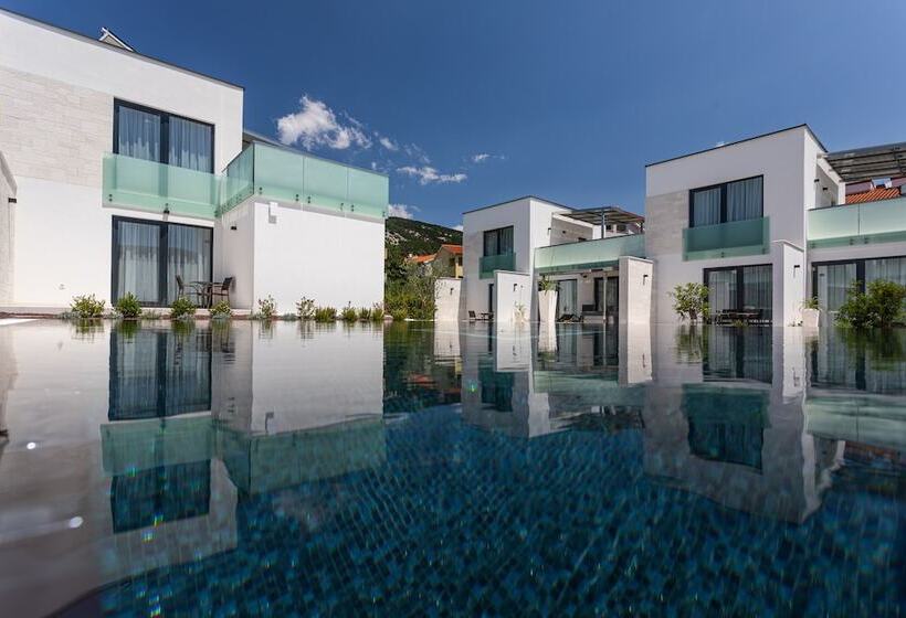בית מלון כפרי & Resort Isola