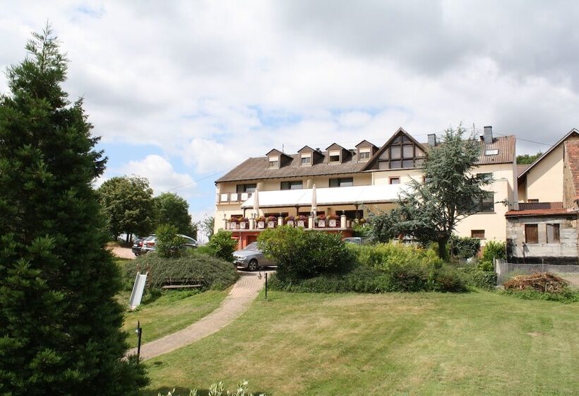 ホテル Restaurant Bastenhaus