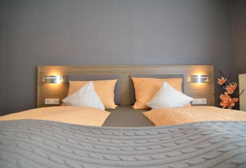 בית מלון כפרי Restaurant Weingut Kapellenhof