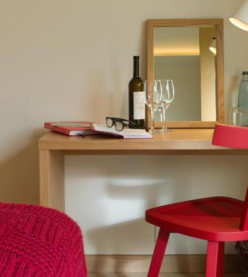 ホテル Weinkulturgut Longenschloder