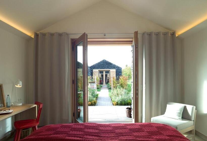 ホテル Weinkulturgut Longenschloder