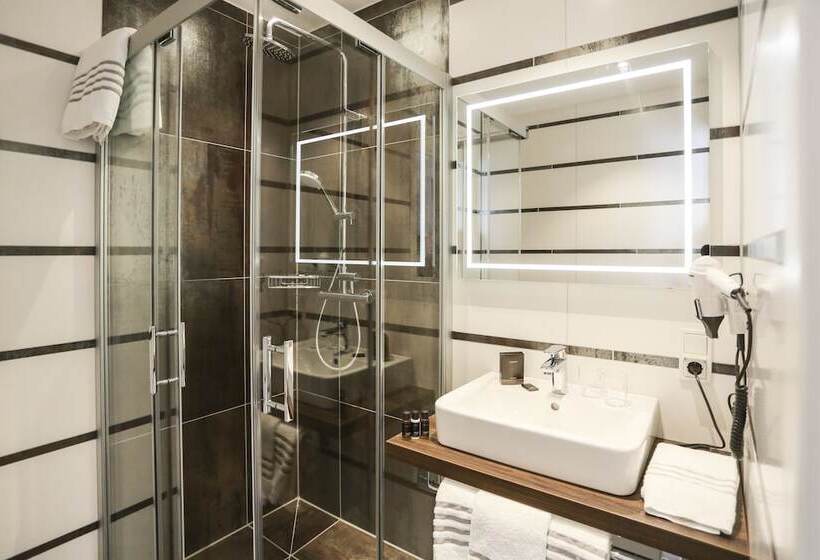 Отель Zur Schlossschmiede