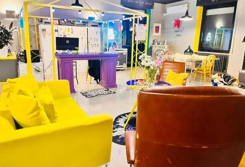 Lako Hostel